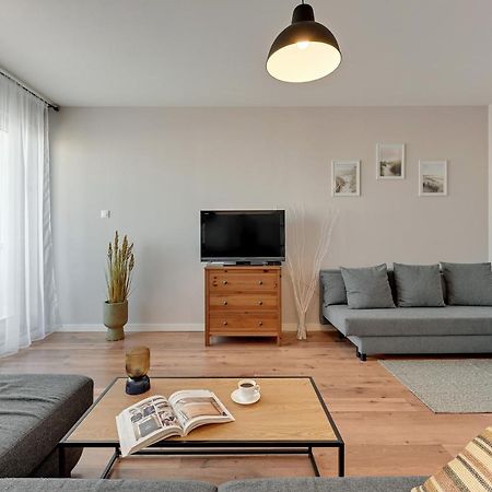 Awiator Seaside By Downtown Apartments Gdansk Exterior photo
